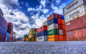 Container hàng nhập khẩu tại Việt Nam